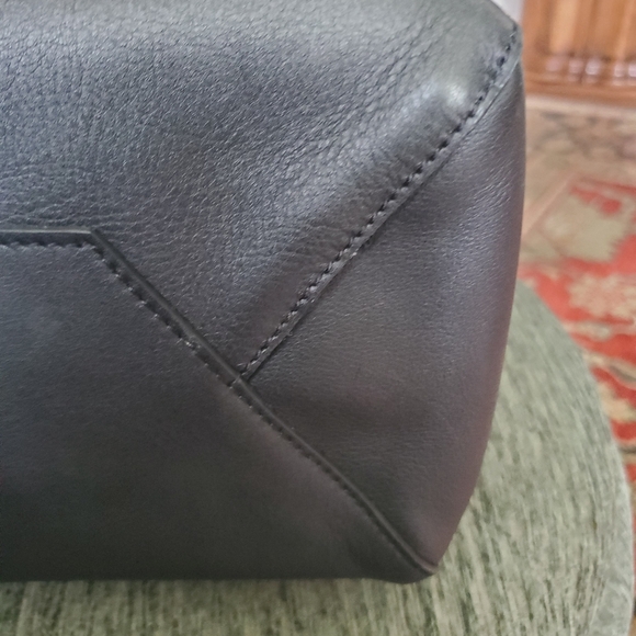 Celine lambskin leather tote.Blue and Black in color. - Picture 9 of 16